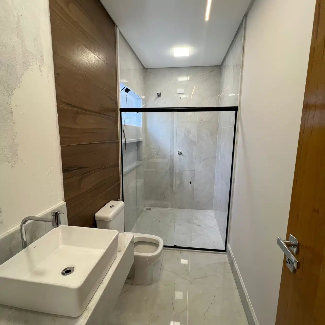 Casa Linear - Alto Padrão