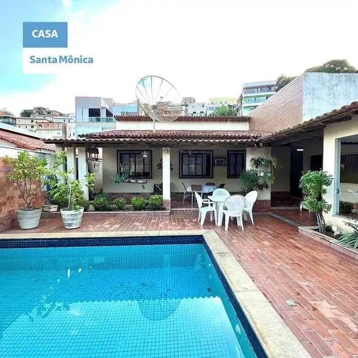 Casa Santa Mônica