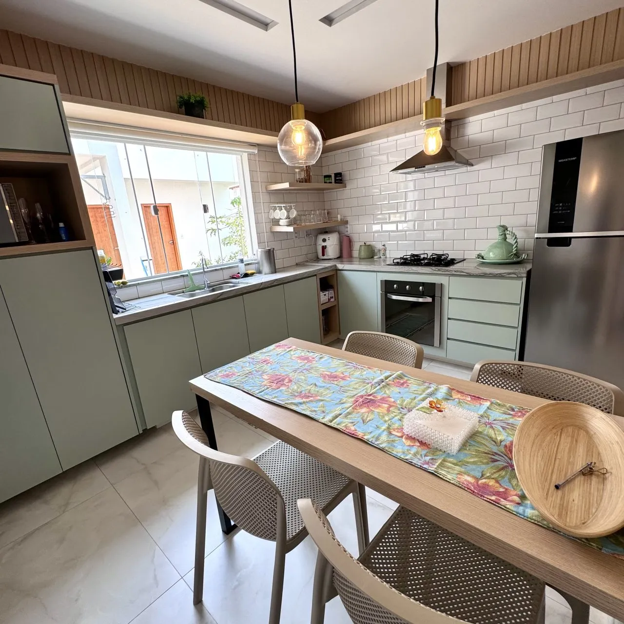 Casa duplex M. Brotas