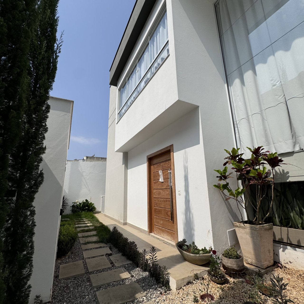 Casa duplex M. Brotas